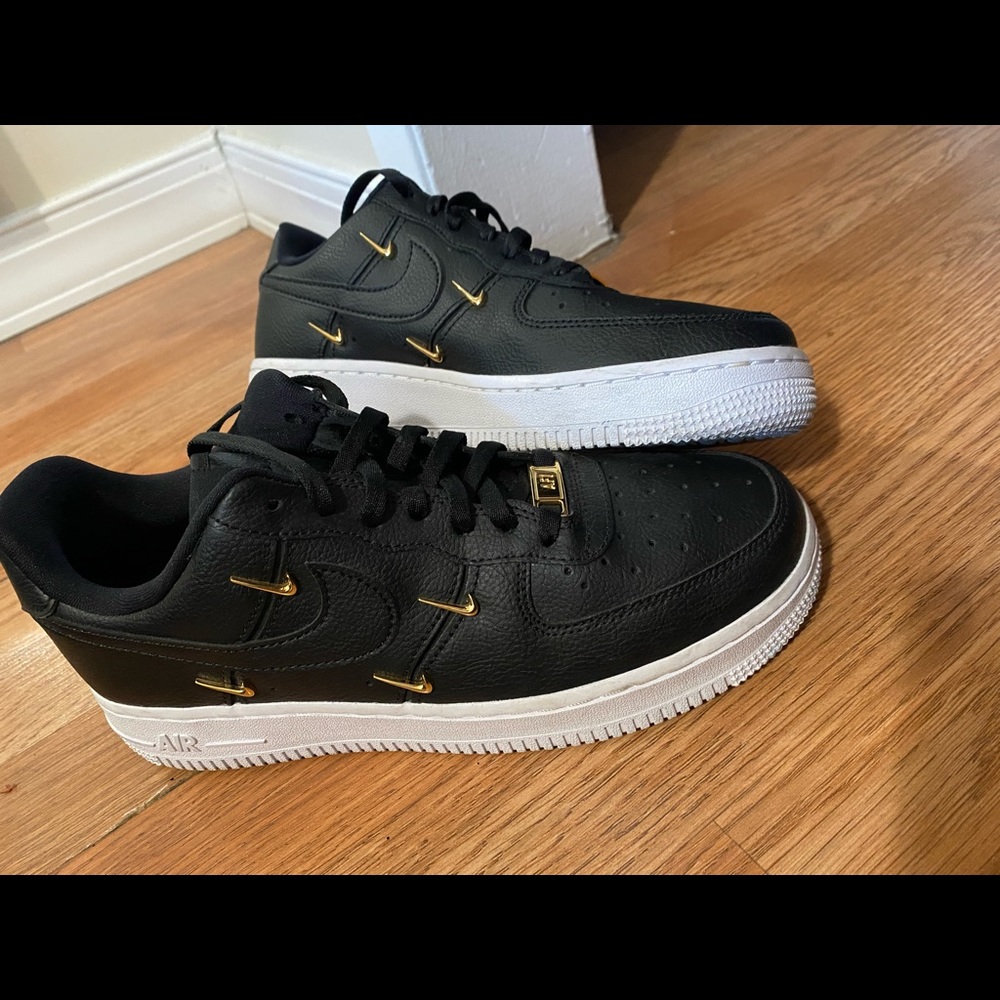 Nike Air Force only wore once realy good conditions